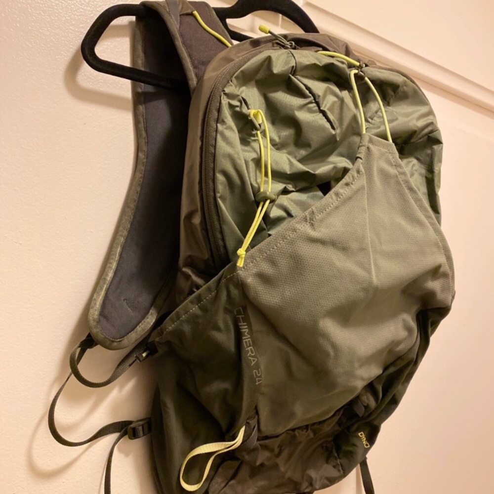 The North Face Chimera 24 Women’s hiking backpack
